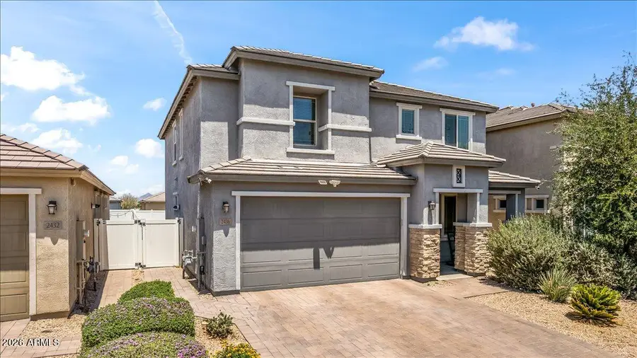 2436 E Saint Catherine Avenue, Phoenix, AZ 85042 - #2
