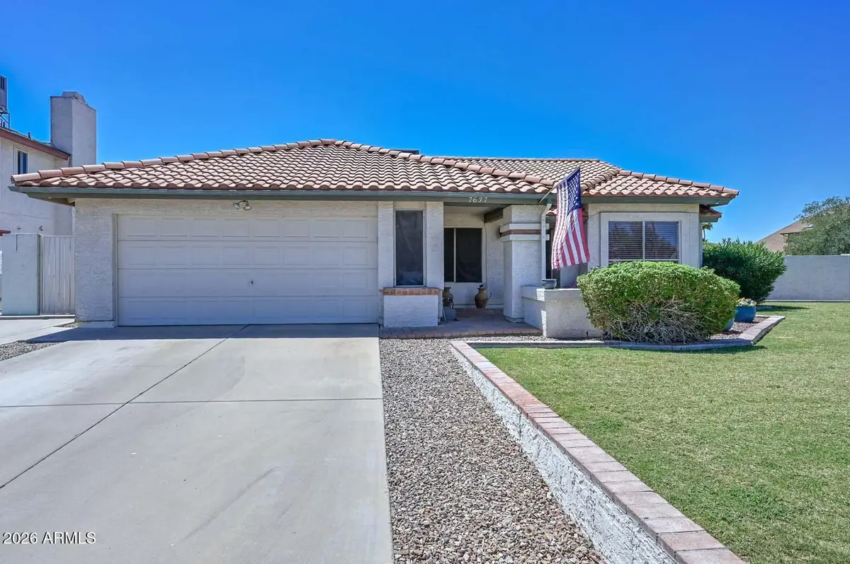7637 W Dreyfus Drive, Peoria, AZ 85381 - #1