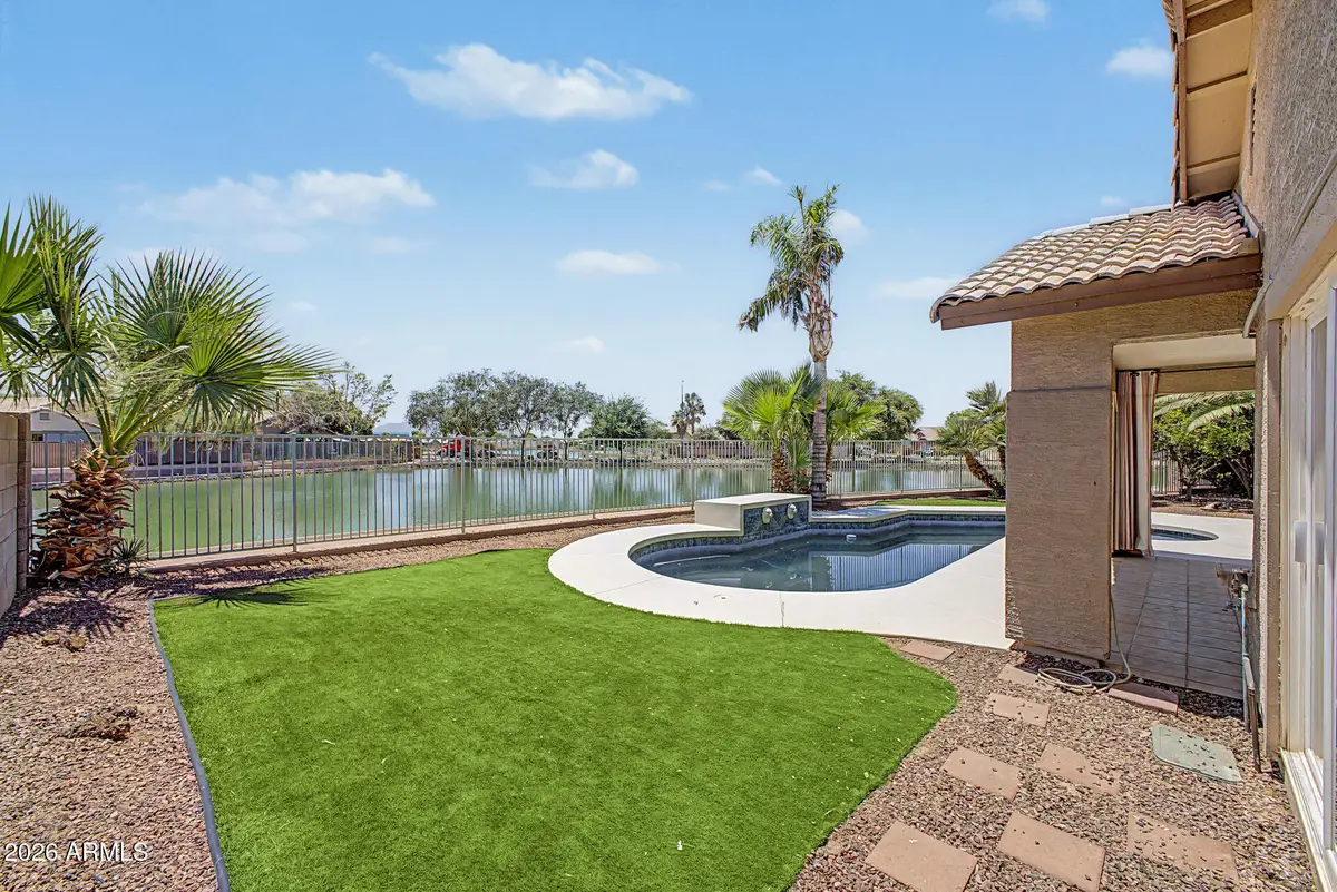 10819 W Monte Vista Road, Avondale, AZ 85392 - #1