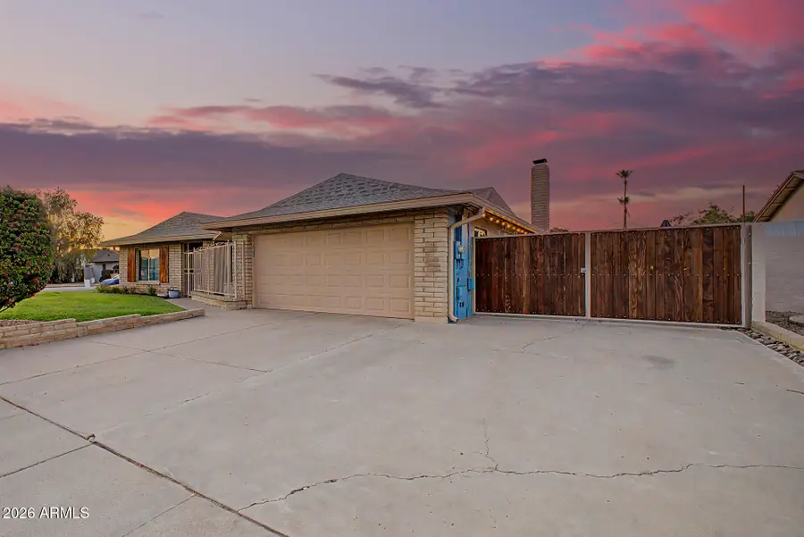 4966 W Onyx Avenue, Glendale, AZ 85302 - #2
