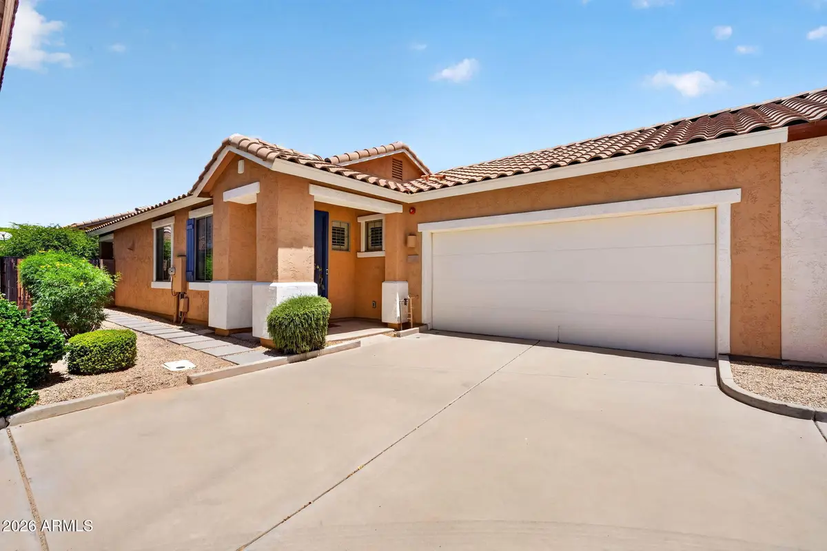 963 S Colonial Drive, Gilbert, AZ 85296 - #1