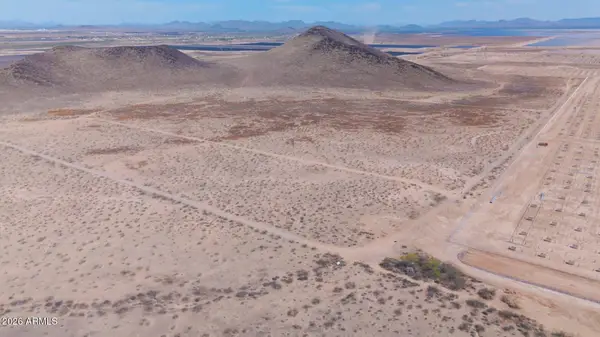 001 W Southern Avenue, Tonopah, AZ 85354