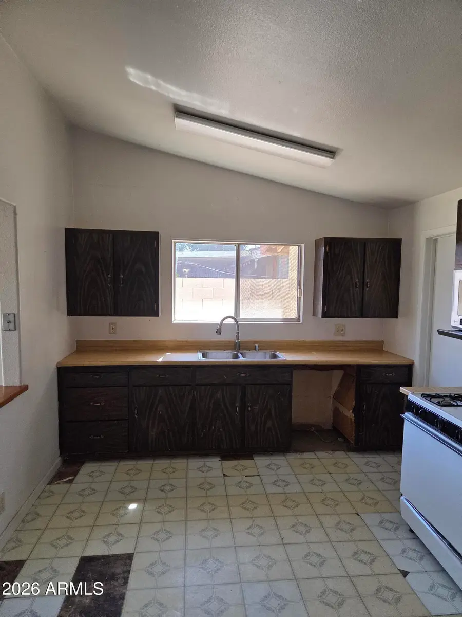 3645 W Diana Avenue, Phoenix, AZ 85051 - #3