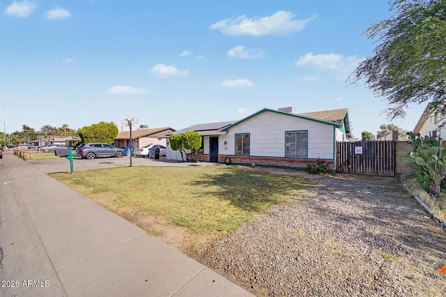 7145 W Indianola Avenue, Phoenix, AZ 85033 - #2