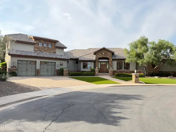 2840 N Whiting Circle, Mesa, AZ 85213