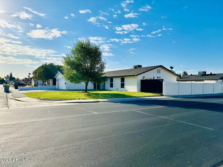 5649 W Onyx Avenue, Glendale, AZ 85302 - #3