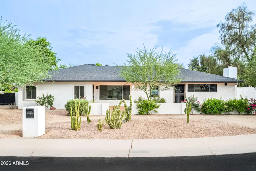 6915 E Pasadena Avenue, Paradise Valley, AZ 85253 - #2