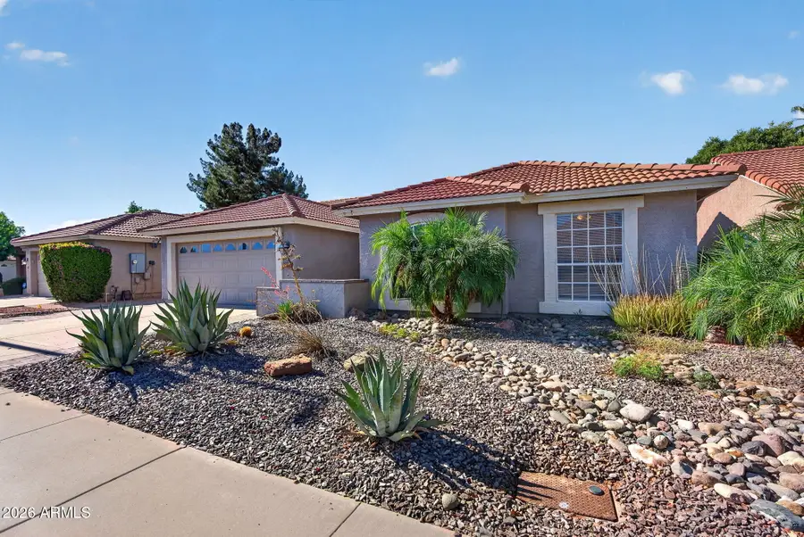 518 W Amoroso Drive, Gilbert, AZ 85233 - #2