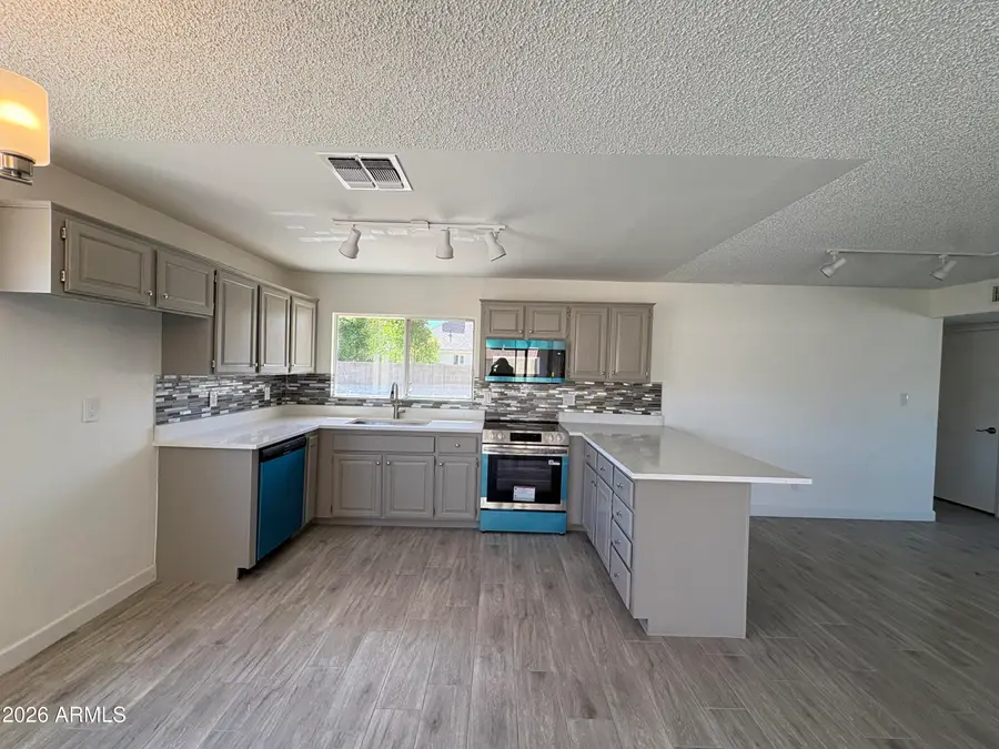 1521 W Nopal Avenue, Mesa, AZ 85202 - #3