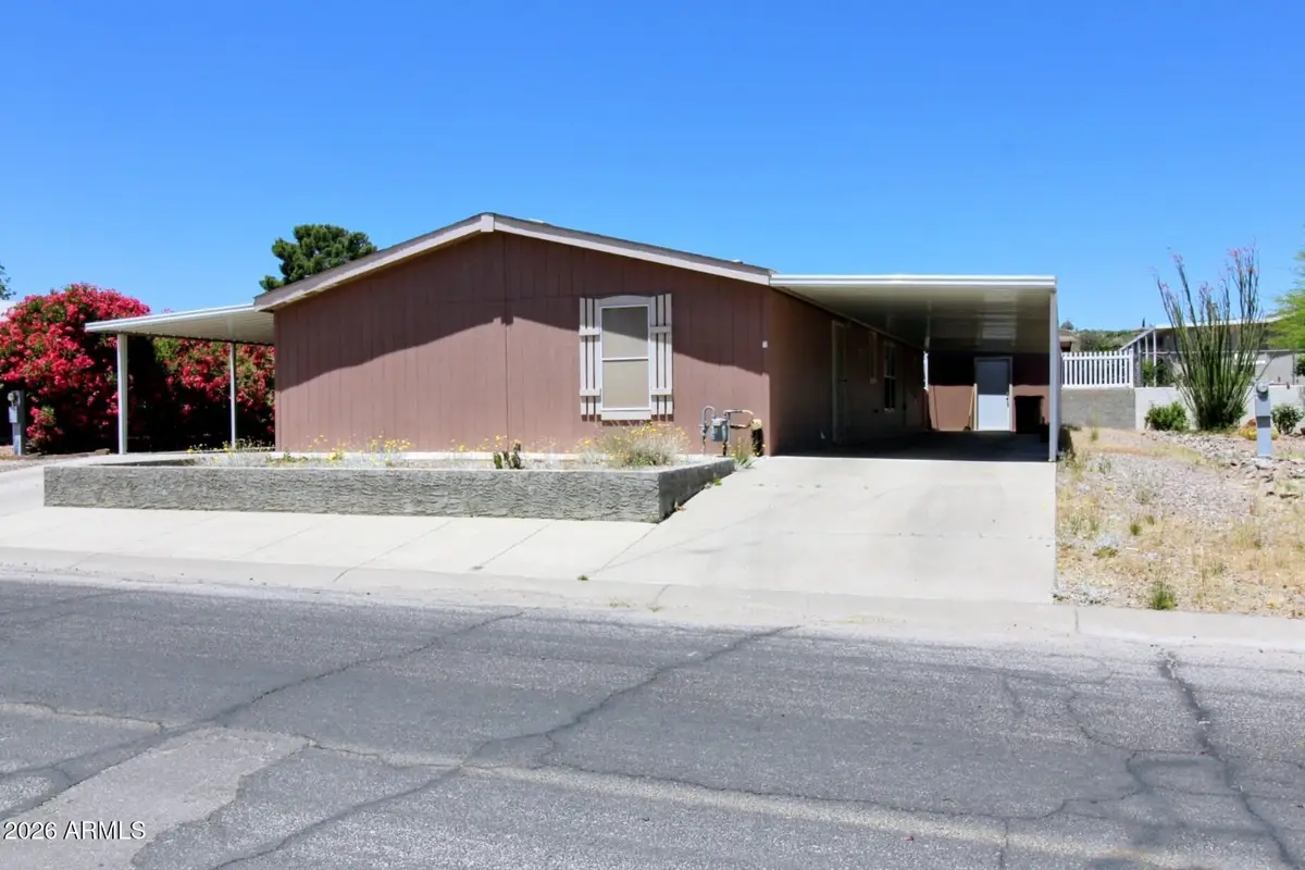 615 W 1st Avenue, Miami, AZ 85539 - #1