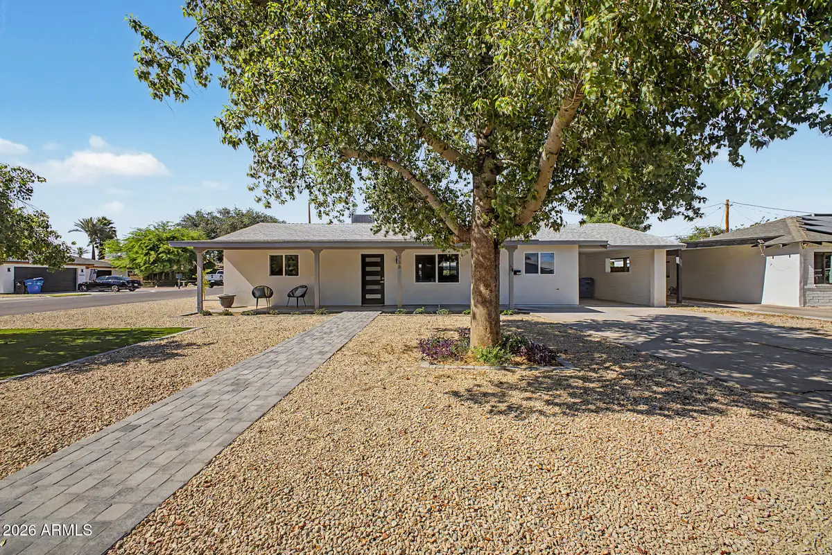 928 E Georgia Avenue, Phoenix, AZ 85014 - #1