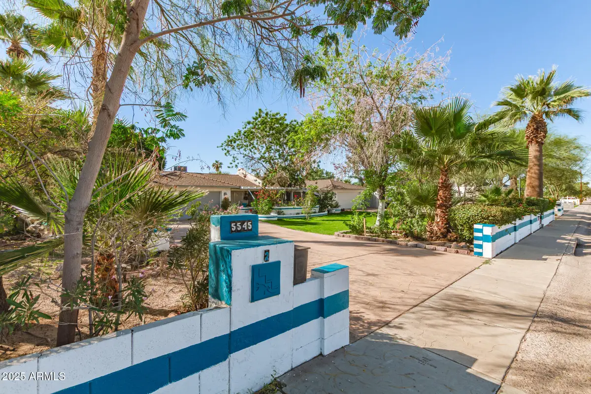 5545 E Earll Drive, Phoenix, AZ 85018 - #1