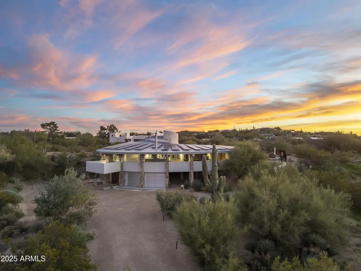 7915 E Primrose Path, Carefree, AZ 85377 - #1