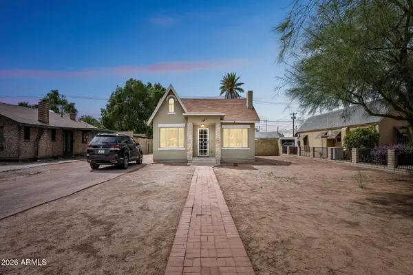 1627 E Earll Drive, Phoenix, AZ 85016
