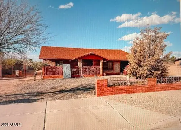 1860 E 21st Street, Douglas, AZ 85607