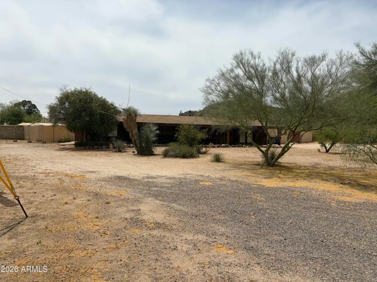 2105 E Lone Cactus Drive, Phoenix, AZ 85024 - #1