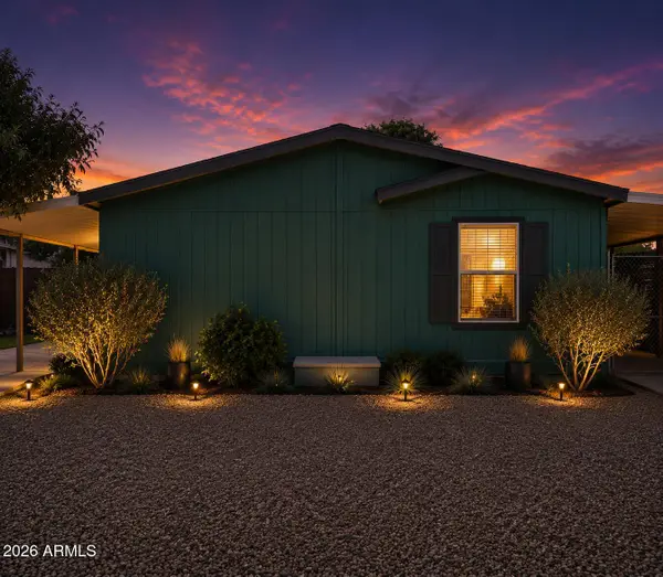 233 E Michelle Drive, Phoenix, AZ 85022