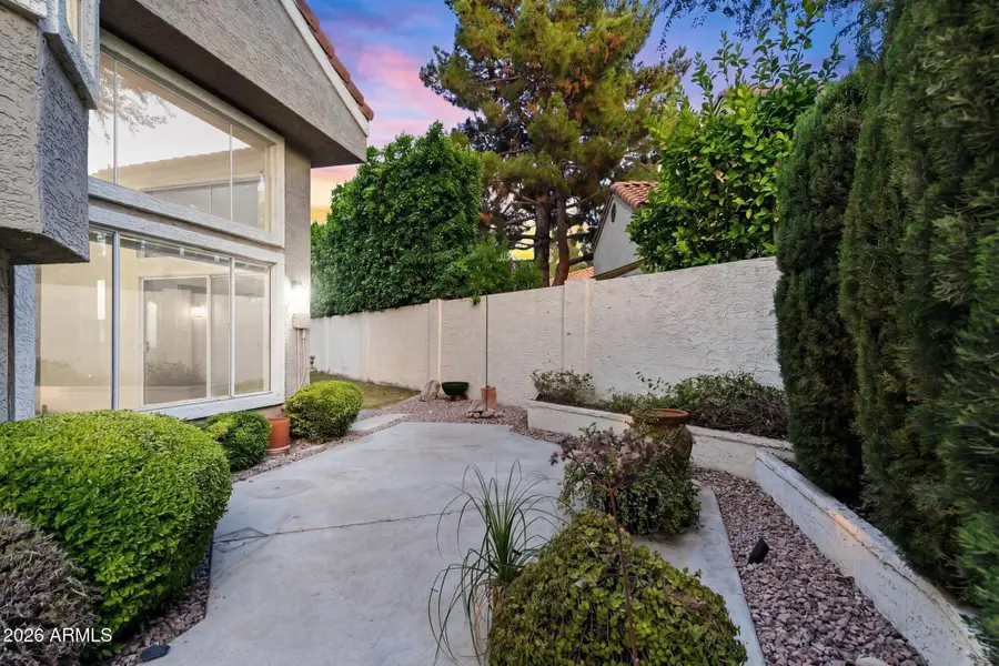 4021 E Laurel Lane Ne, Phoenix, AZ 85028 - #3