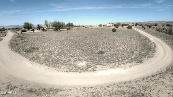24660 N Rj Way #6, Paulden, AZ 86334