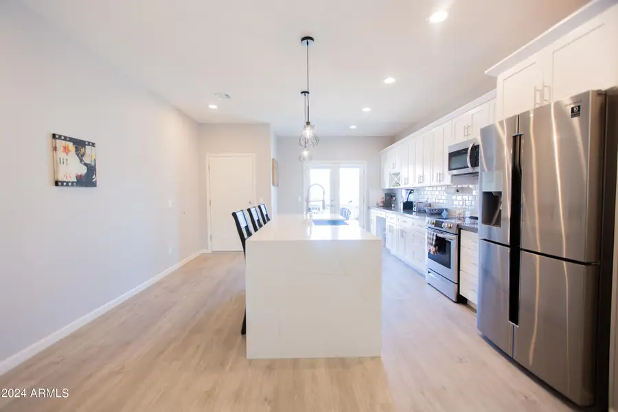 533 W Harwell Road, Phoenix, AZ 85041 - #2