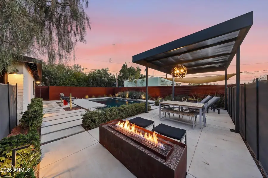 1607 W Flower Circle N, Phoenix, AZ 85015 - #2