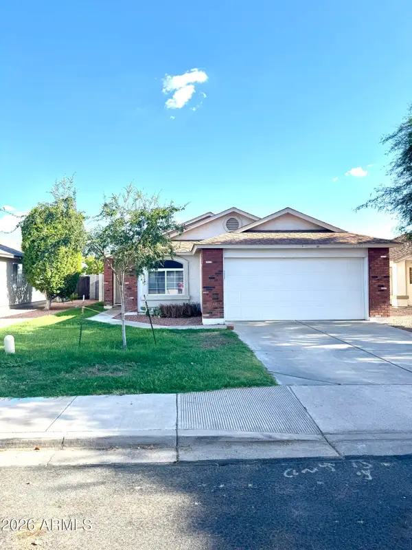 8521 E Clovis Avenue, Mesa, AZ 85208
