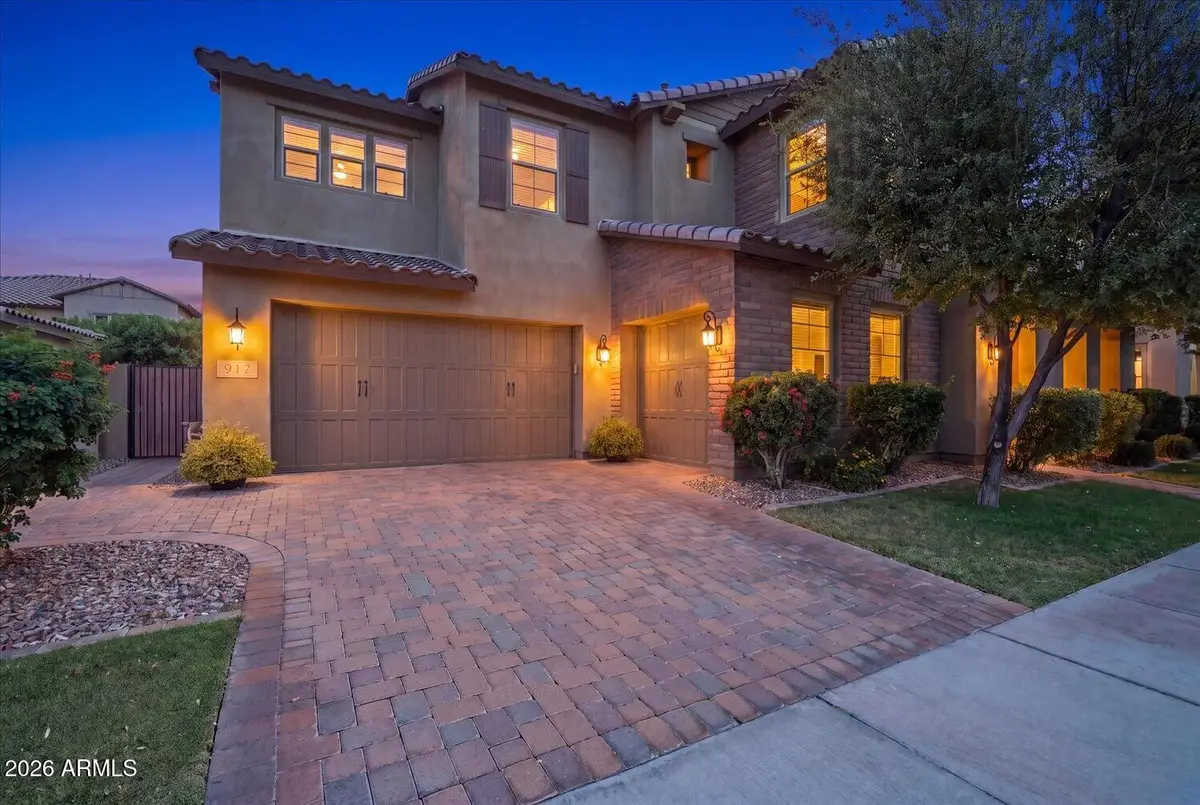 912 W Kaibab Drive, Chandler, AZ 85248 - #1