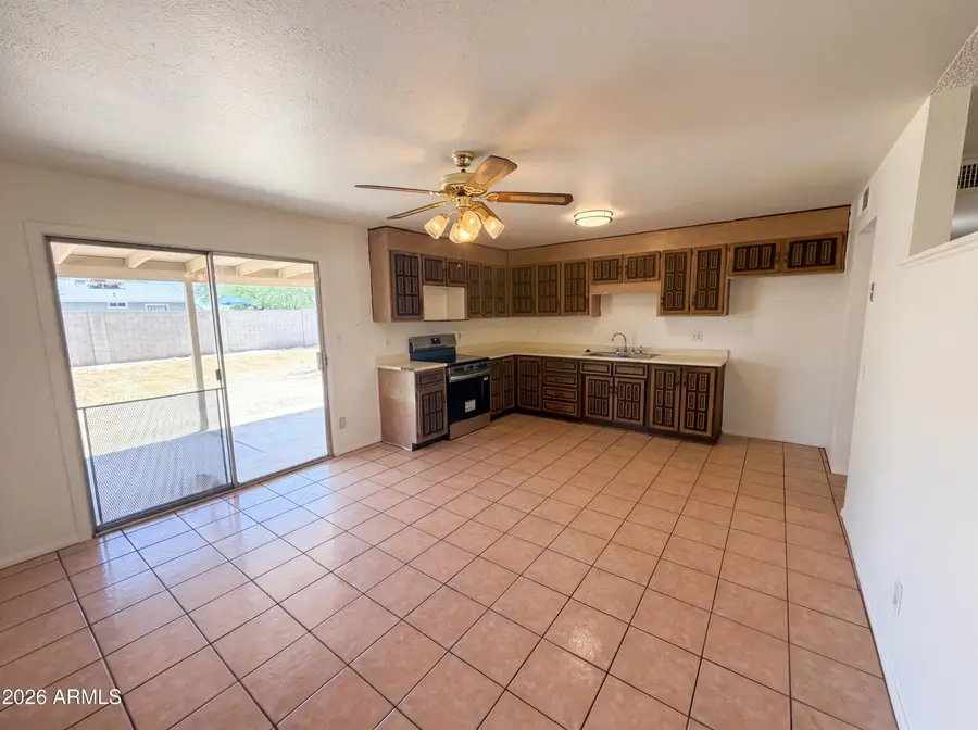 2831 N 70th Drive, Phoenix, AZ 85035 - #2