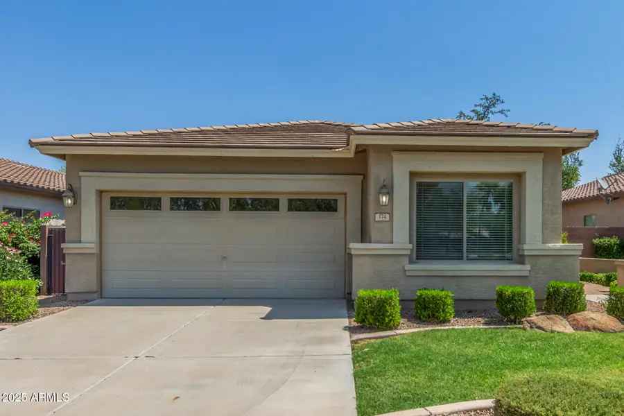 374 W Lyle Avenue, San Tan Valley, AZ 85140 - #2