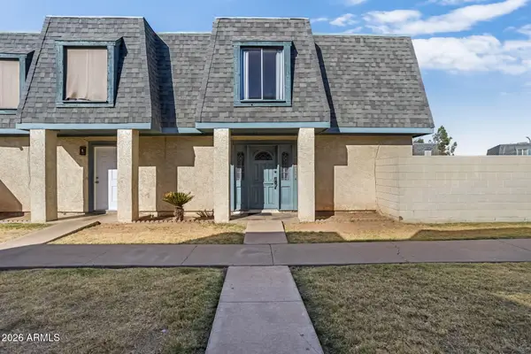 3217 W Royal Palm Road, Phoenix, AZ 85051