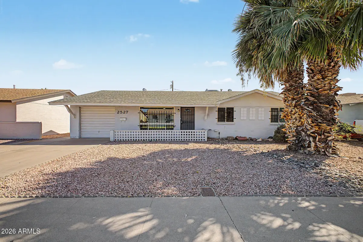 2527 W Larkspur Drive, Phoenix, AZ 85029 - #1