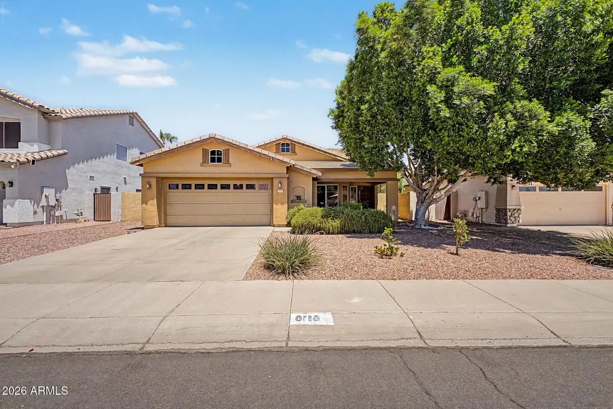 8118 W Harmony Lane, Peoria, AZ 85382 - #1