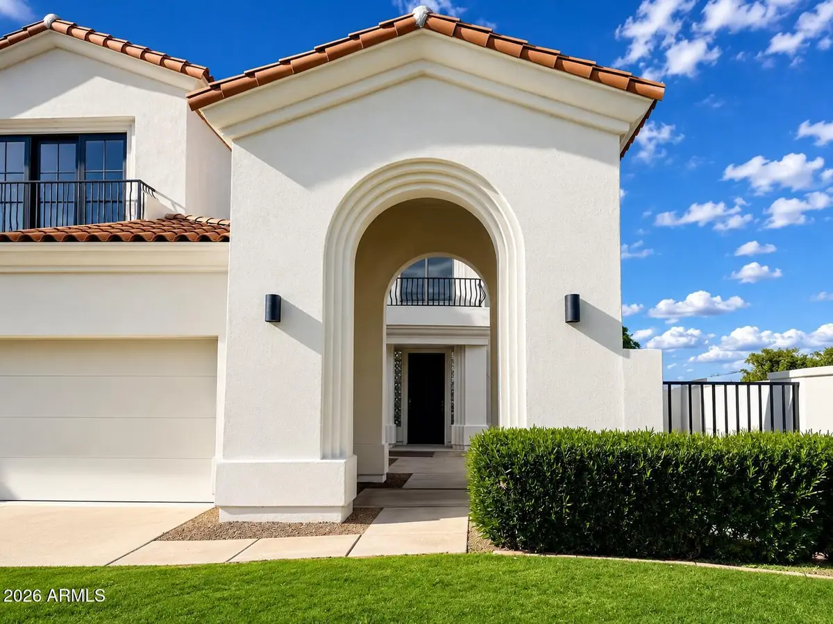 7676 E Tuckey Lane, Scottsdale, AZ 85250 - #1