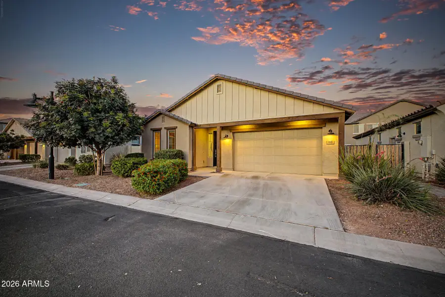 915 S 151st Lane, Goodyear, AZ 85338 - #2