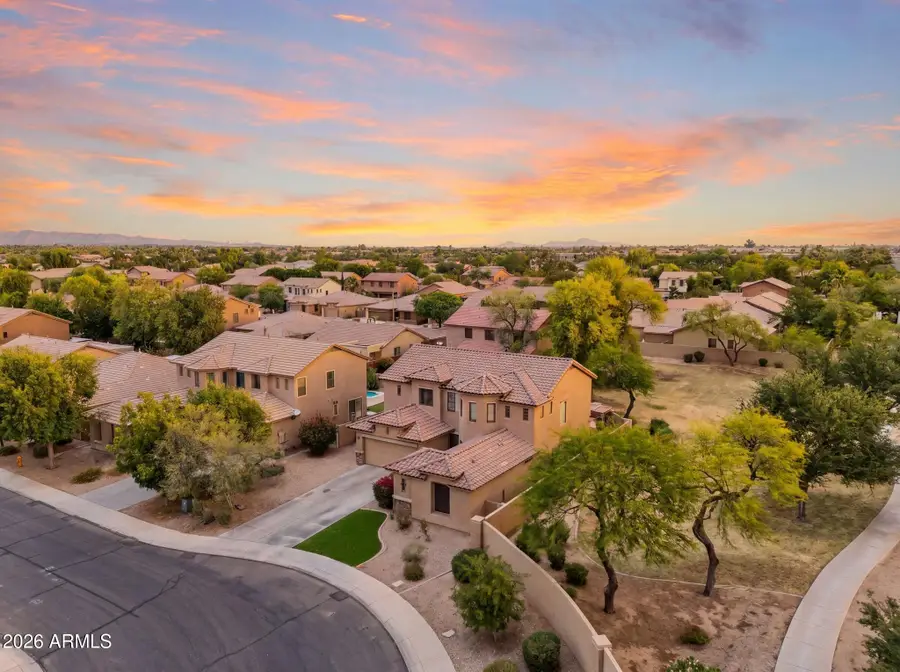 82 W Raven Drive, Chandler, AZ 85286 - #2