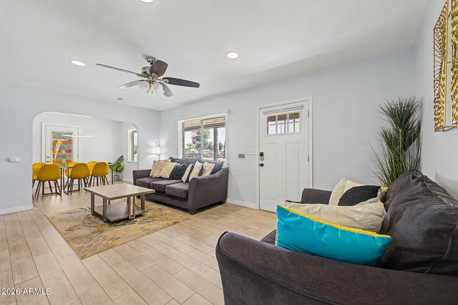 3132 N 15th Avenue, Phoenix, AZ 85015 - #3