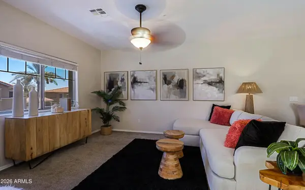525 N Miller Road #207, Scottsdale, AZ 85257