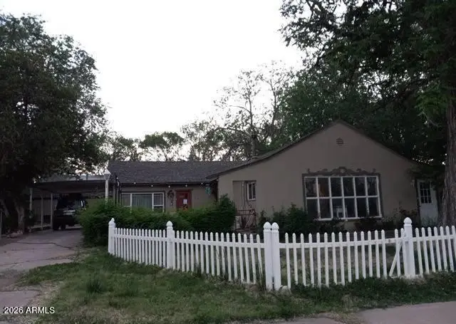 160 S 1st Street E, Saint Johns, AZ 85936 - #1