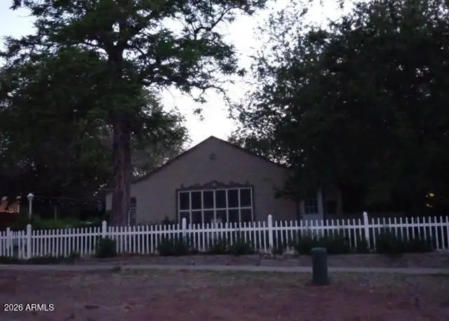 160 S 1st Street E, Saint Johns, AZ 85936 - #2