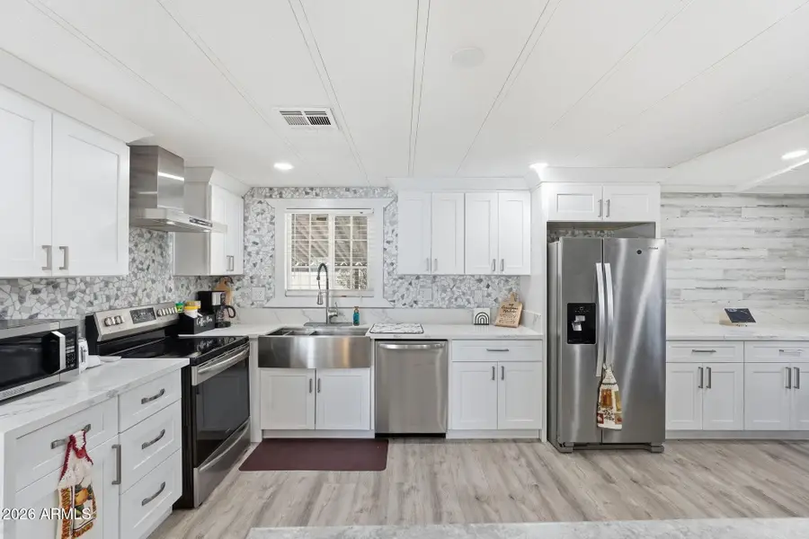 1621 E Villa Rita Drive, Phoenix, AZ 85022 - #2