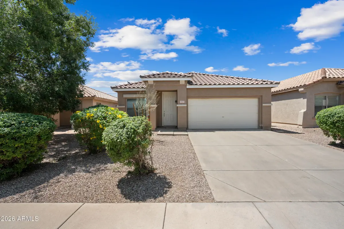 2821 W Santa Cruz Avenue, San Tan Valley, AZ 85144 - #1