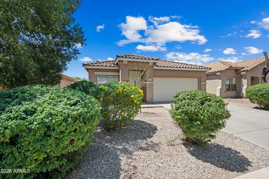 2821 W Santa Cruz Avenue, San Tan Valley, AZ 85144 - #2