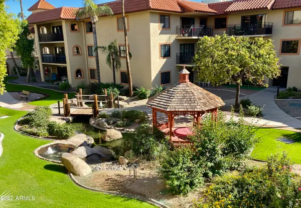 10330 W Thunderbird Boulevard #B204, Sun City, AZ 85351