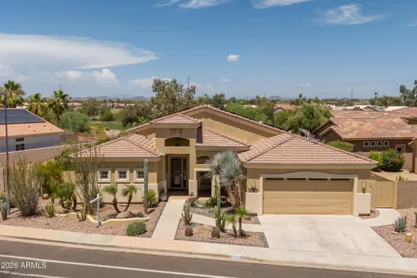 17269 N Coyote Lakes Parkway, Surprise, AZ 85378