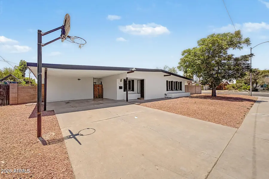 3601 E Laurel Lane, Phoenix, AZ 85028 - #2