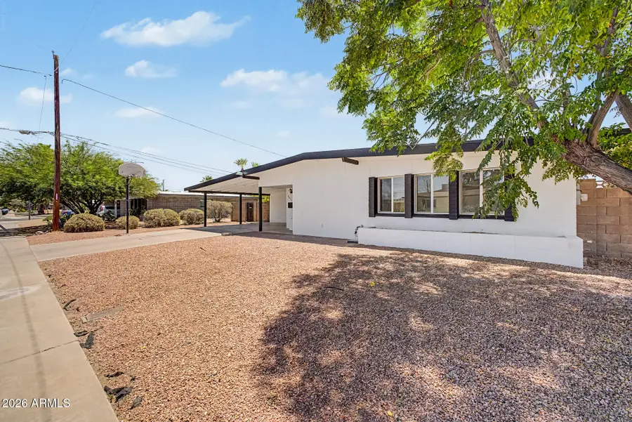 3601 E Laurel Lane, Phoenix, AZ 85028 - #3