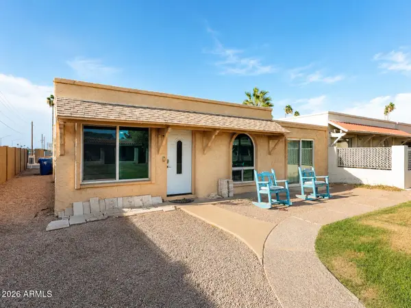 2209 N Recker Road, Mesa, AZ 85215