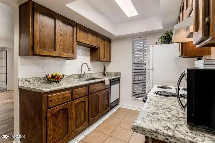 3119 W Cochise Drive #127, Phoenix, AZ 85051 - #2