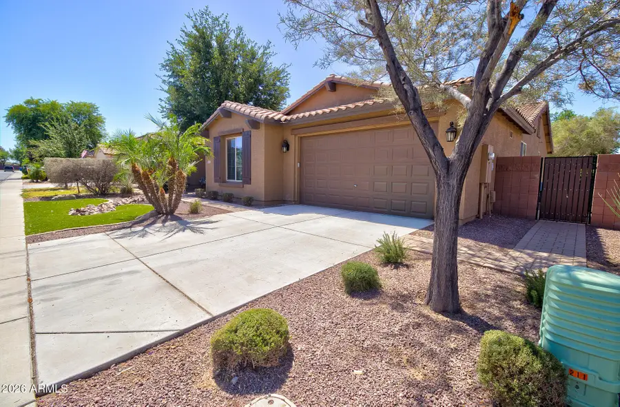 193 W Leatherwood Avenue, San Tan Valley, AZ 85140 - #3