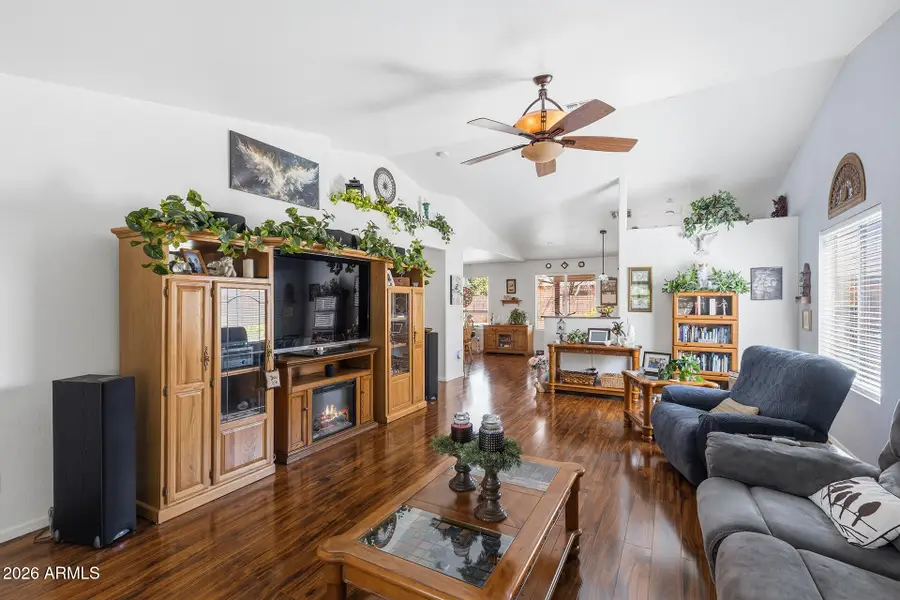 1034 W 13th Avenue, Apache Junction, AZ 85120 - #3